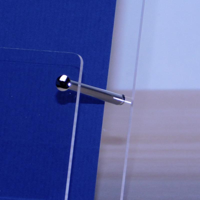 Tischprospektständer für Postkarten in DIN A6 Hochformat Fülltiefe 45mm